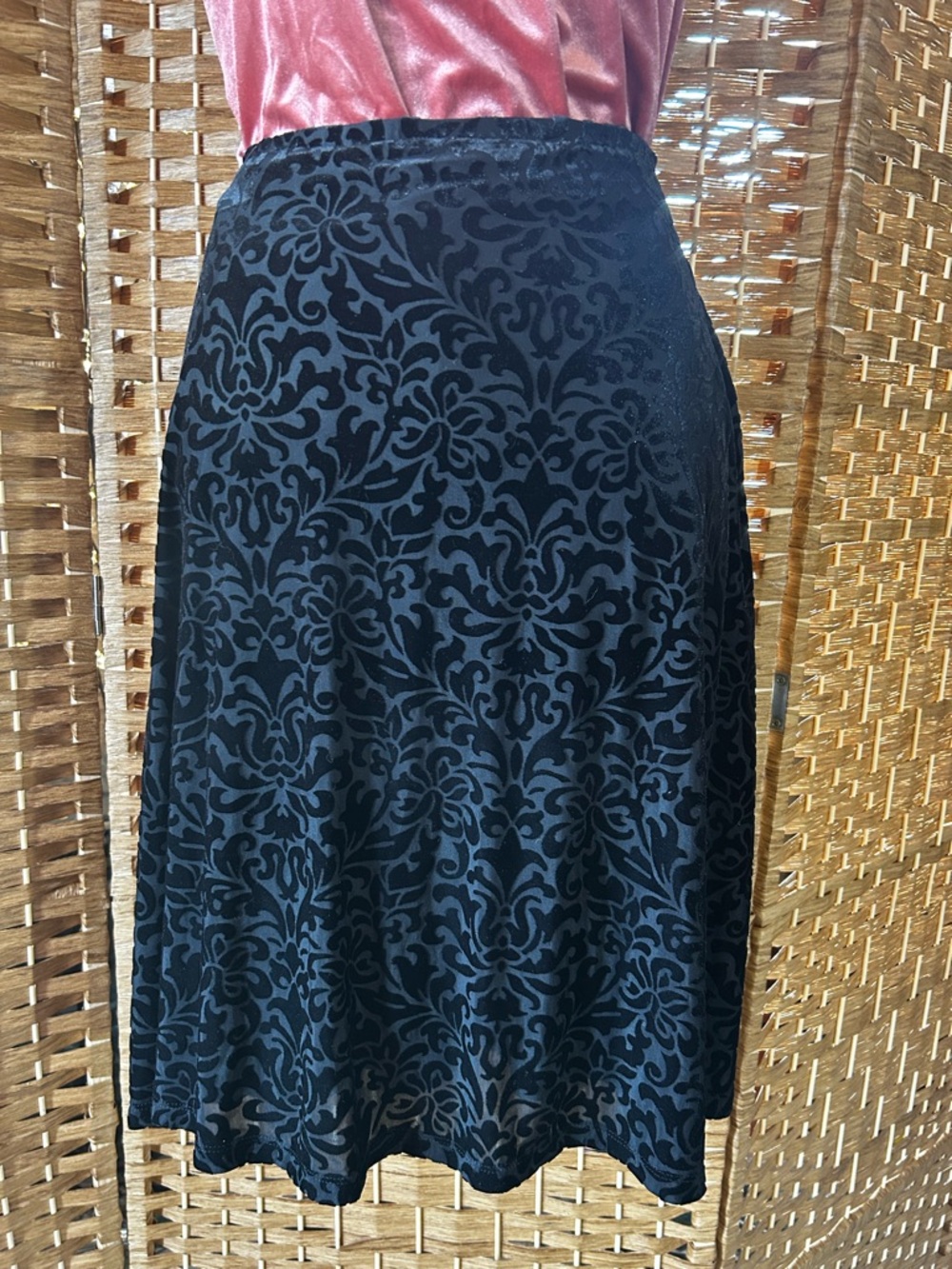 Black Burnout Velvet Damask A-Line Skirt Lined Holiday Office Classic Sz 4